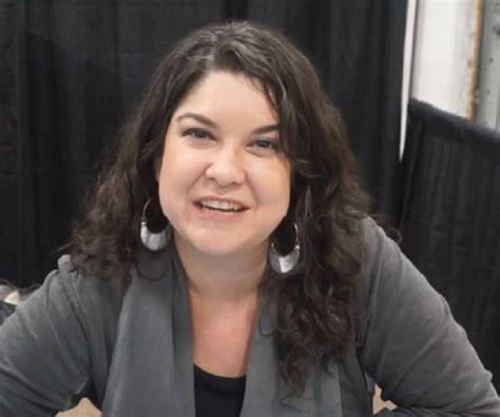 Colleen Clinkenbeard Biography, Age, Height, Husband, Net Worth, Family