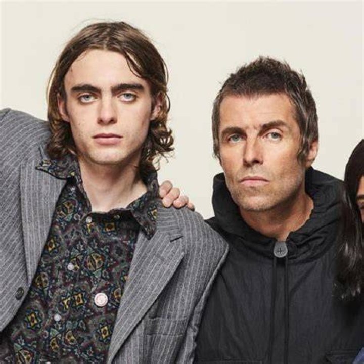 Liam Gallagher Biography, Age, Height, Wife, Net Worth, Family